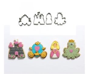  Foto: Decora - SET 4 TAGLIABISCOTTI PRINCIPESSA